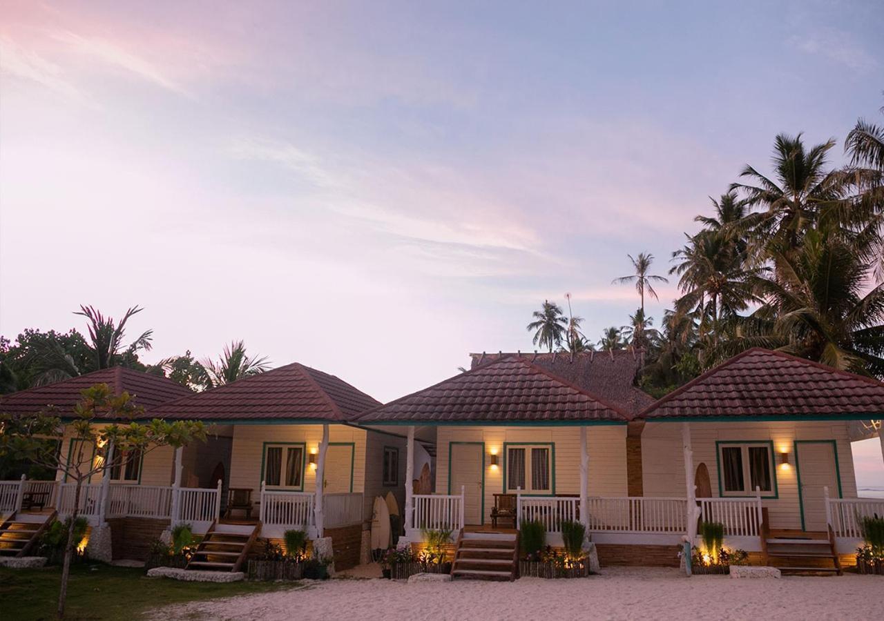 Katiet Beach Resort Mentawai Lances Right Hts Bagian luar foto
